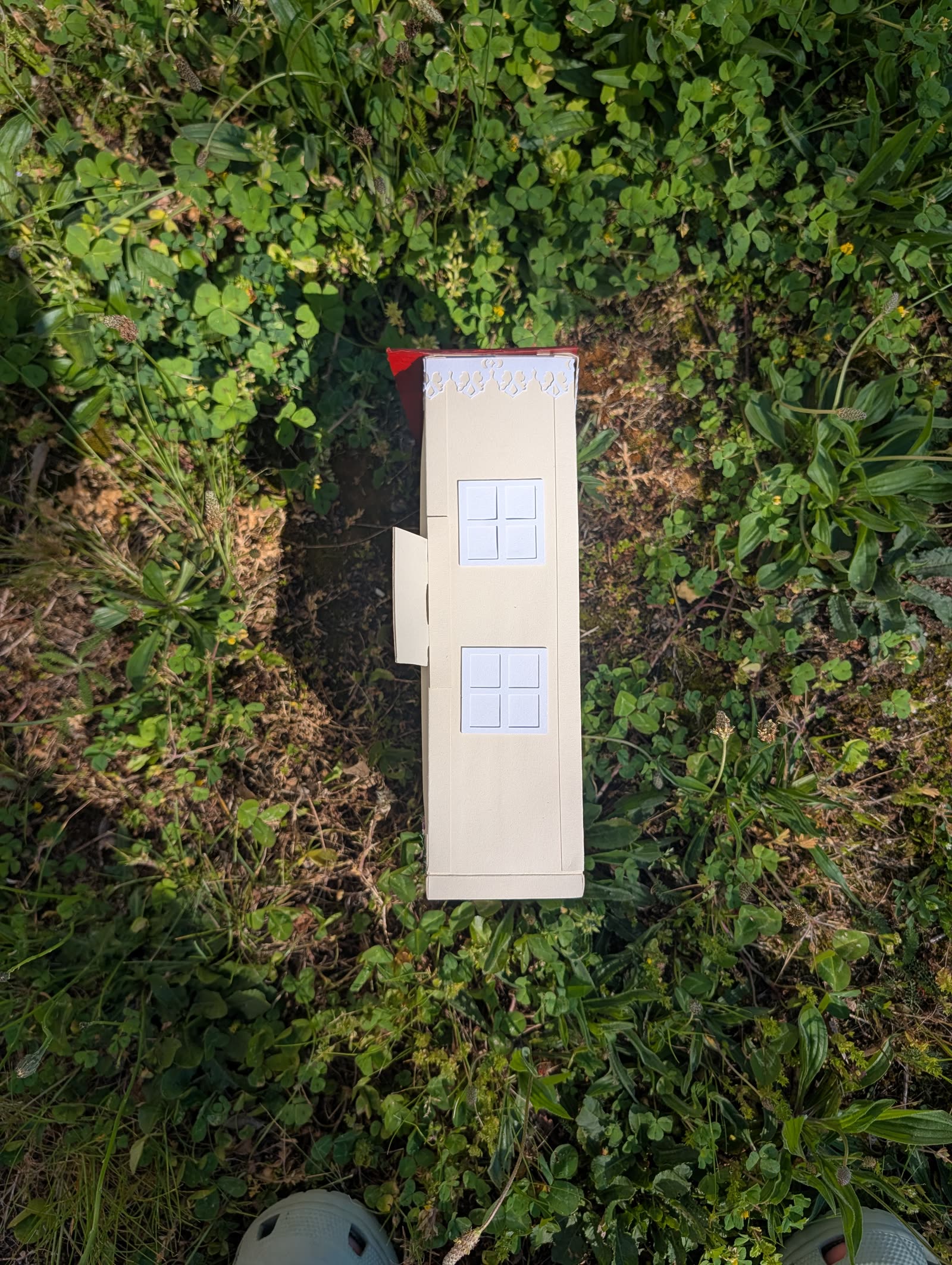 Hand-painted corrugated roof detail